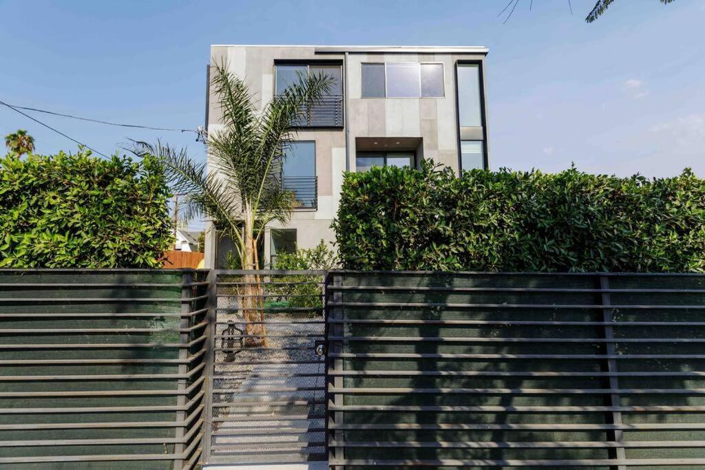 Stunning Hollywood Townhouse With Sunny Views Villa Los Angeles Dış mekan fotoğraf