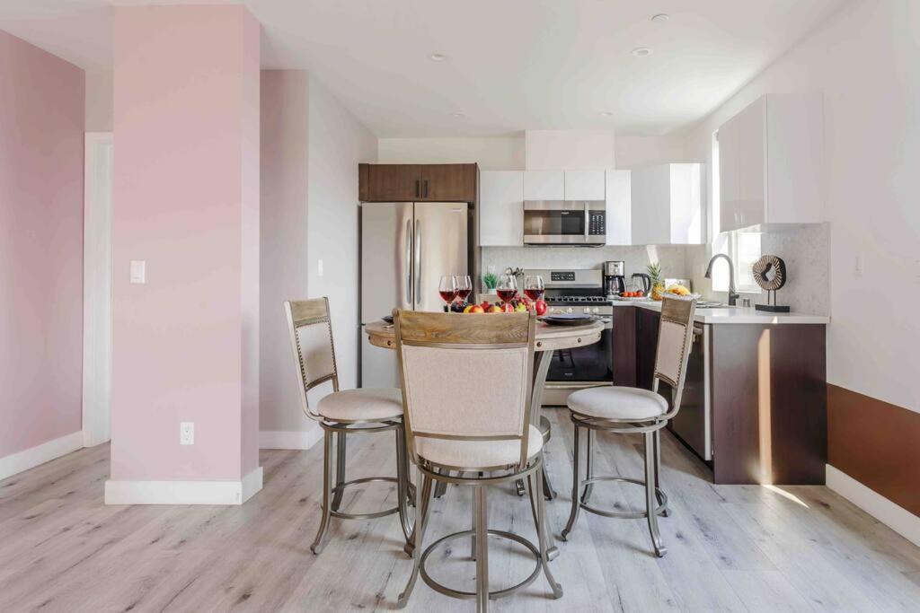 Stunning Hollywood Townhouse With Sunny Views Villa Los Angeles Dış mekan fotoğraf