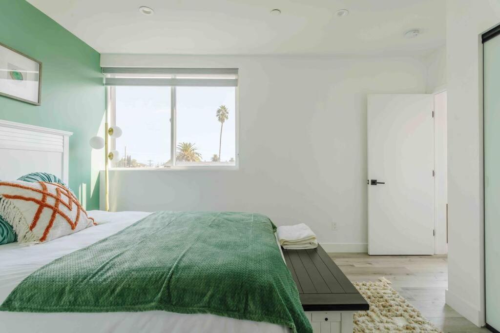 Stunning Hollywood Townhouse With Sunny Views Villa Los Angeles Dış mekan fotoğraf